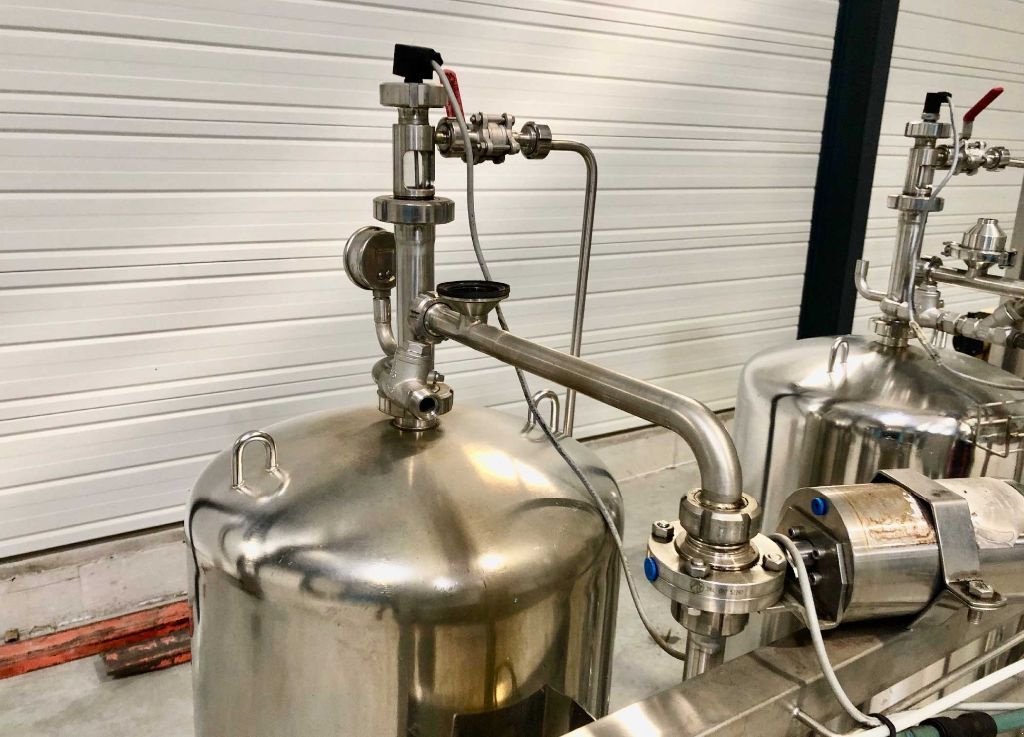 Traubenpresse des Typs Sonstige | CUNO - PROMO - Palette de filtration - 6000 Bt/h, Gebrauchtmaschine in Monteux (Bild 8)